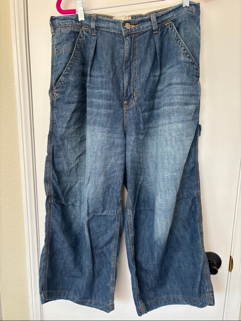 BDG Wide Leg Cropped Carpenter Jeans in Dark Blue Wash - Picture 2 of 4